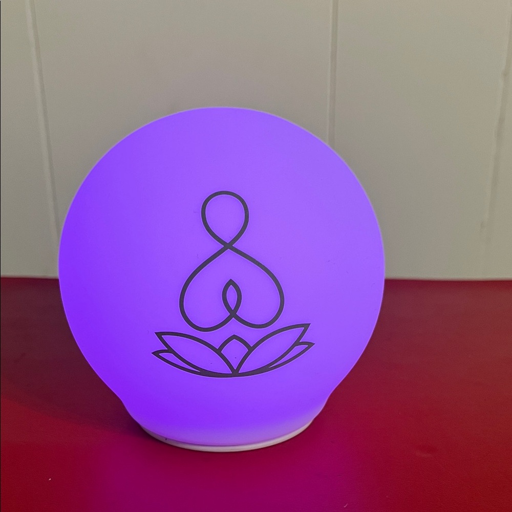 Syrinx Guided Meditation Light – Meditation Aid with Rhythmic Glow for Focus